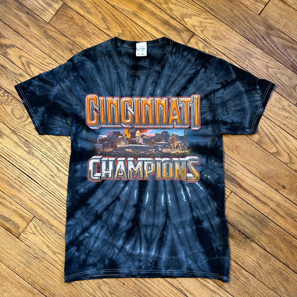 Colortone Cincinnati Champions Tie Dye T-Shirt Mens Medium Bengals City Skyline